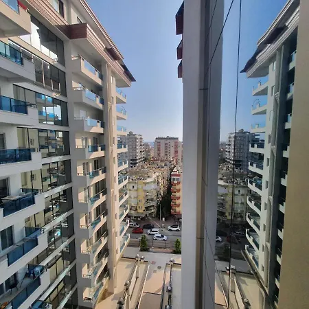 Yekta Kingdom Trade Center 1+1 Luxury Apartament *